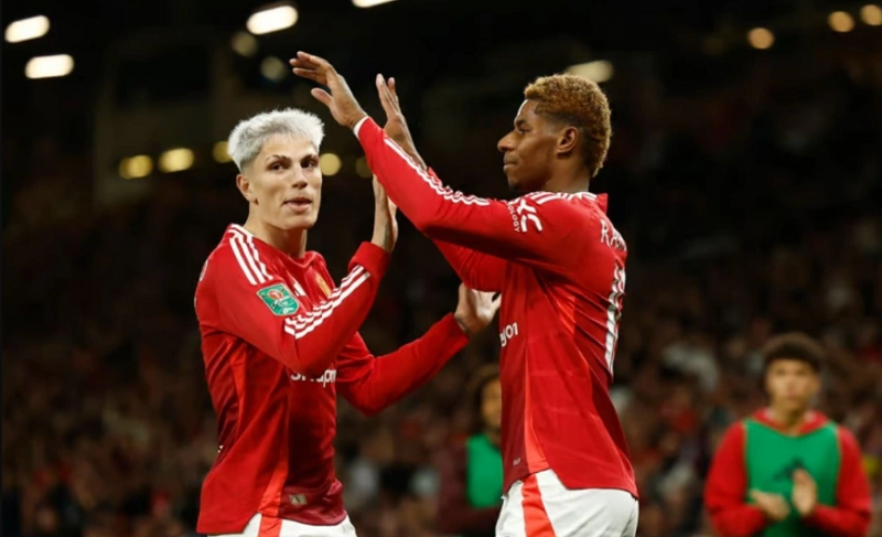 Tốc độ xé gió của Rashford và Garnacho ở hai hành lang cánh.