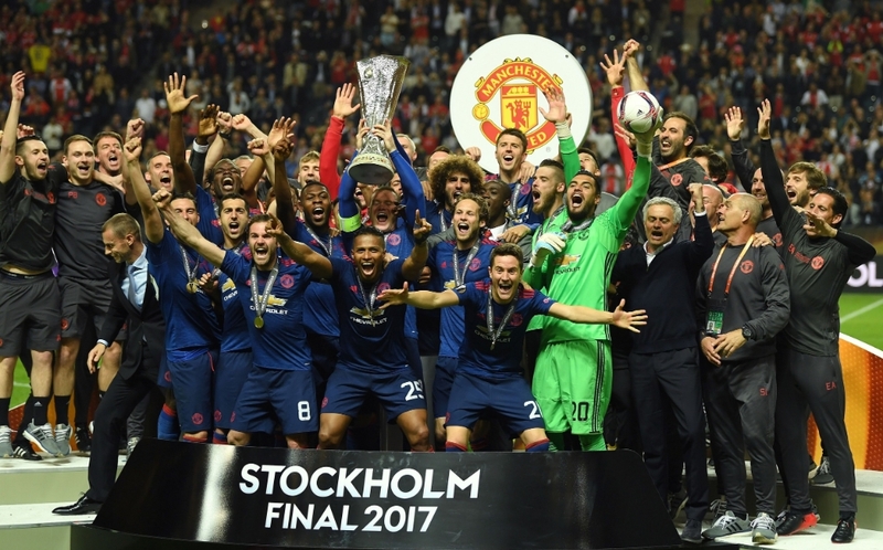 Giai đoạn tại Manchester United và Tottenham cho thấy Mourinho đối mặt nhiều thử thách mới ở bóng đá Anh. 