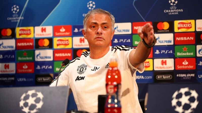 Mourinho luôn là nhân vật gây tranh luận vì phát ngôn mạnh mẽ, cá tính lớn và phong cách chiến thuật thực dụng. 